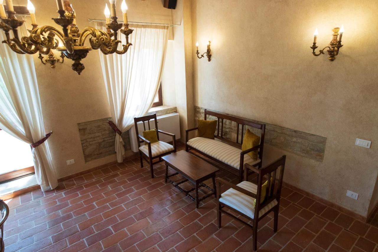 Locanda Di Montegiove Fano Eksteriør bilde